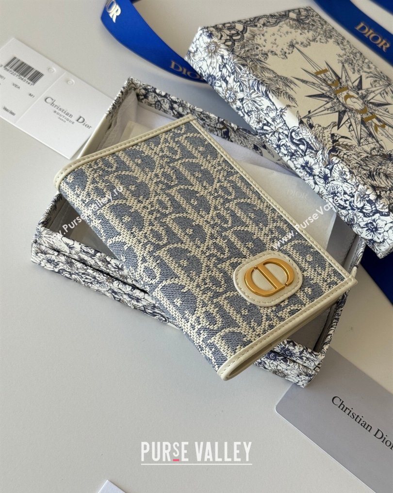 Dior 30 Montaigne Passport Holder in Oblique Jacquard Blue 2026 DR012607 (XXG-260126089)
