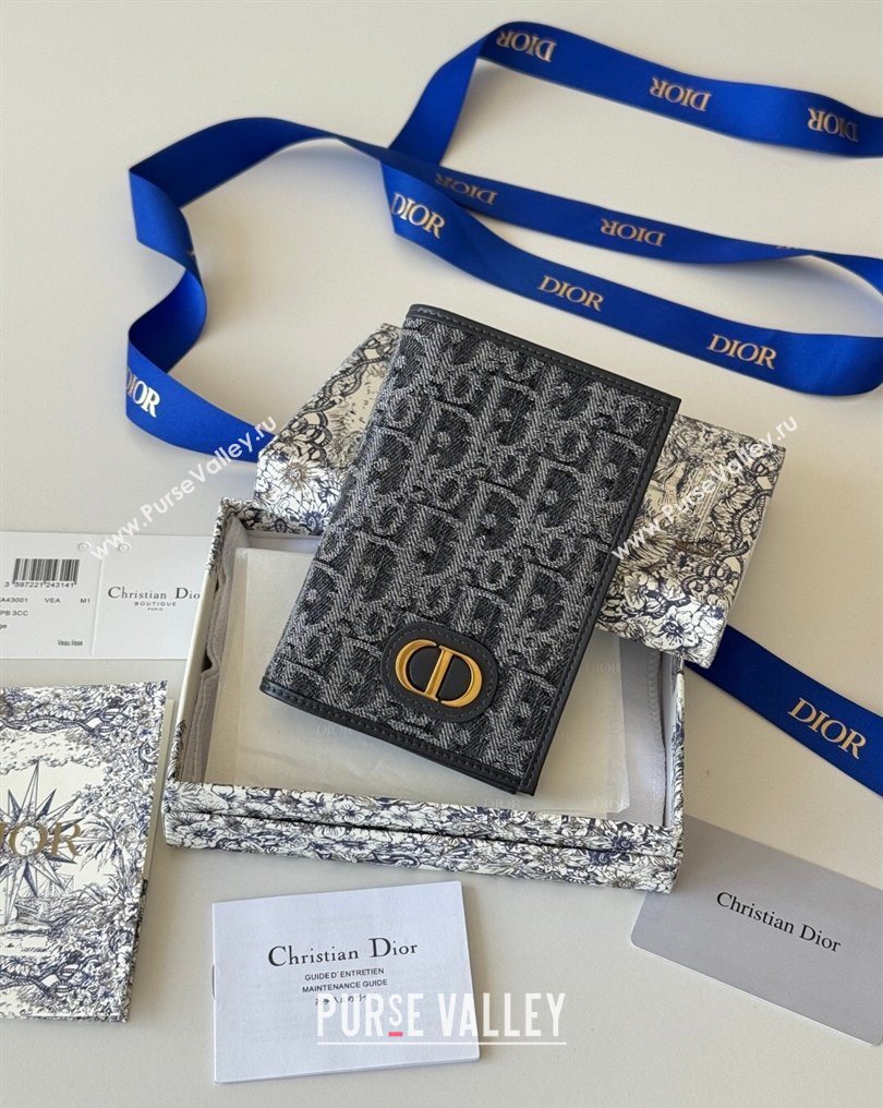 Dior 30 Montaigne Passport Holder in Oblique Jacquard Black 2026 DR012607 (XXG-260126090)