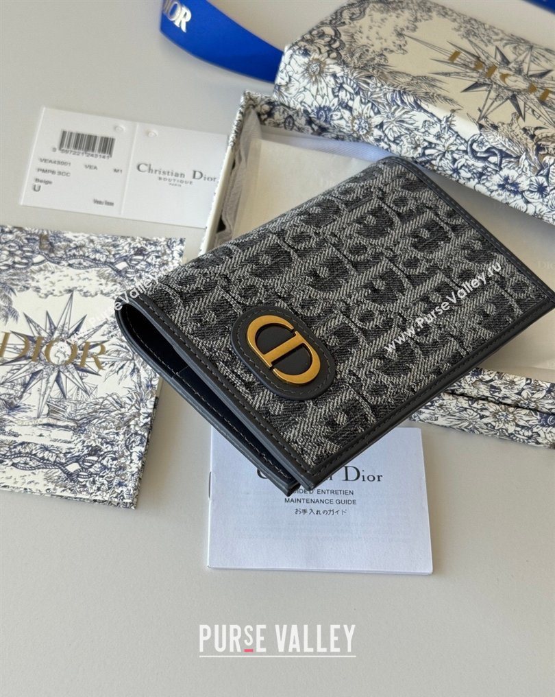 Dior 30 Montaigne Passport Holder in Oblique Jacquard Black 2026 DR012607 (XXG-260126090)