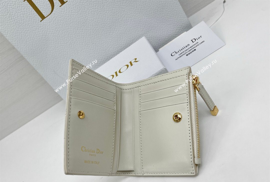 Dior Caro Dahlia Wallet with Crystals in Macrocannage Lambskin Leather White 2026 4208 (XXG-260127007)
