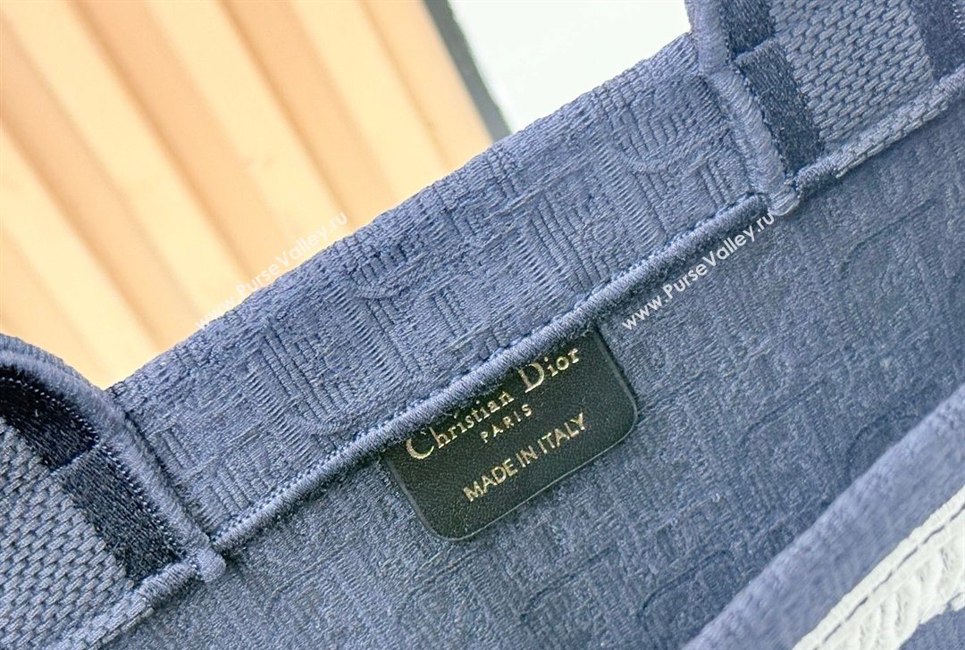 Dior Medium Book Tote Bag in Blue Oblique Embroidery with White Lace and Dior Medaillon 2026 8833 (BF-260127056)