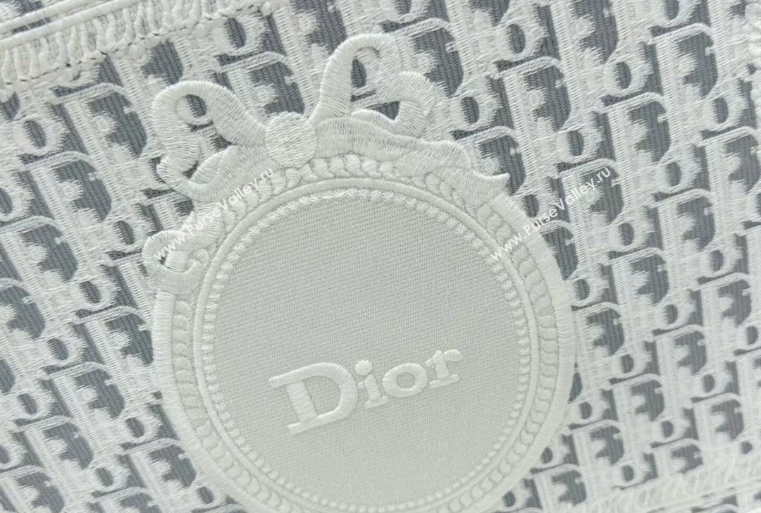 Dior Medium Book Tote Bag in Grey Oblique Embroidery with White Lace and Dior Medaillon 2026 8835 (BF-260127059)