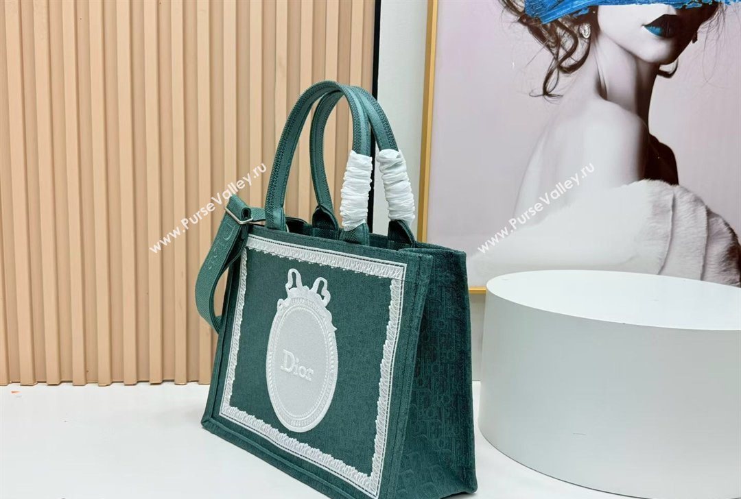 Dior Medium Book Tote Bag in Green Oblique Embroidery with White Lace and Dior Medaillon 2026 8835 (BF-260127062)