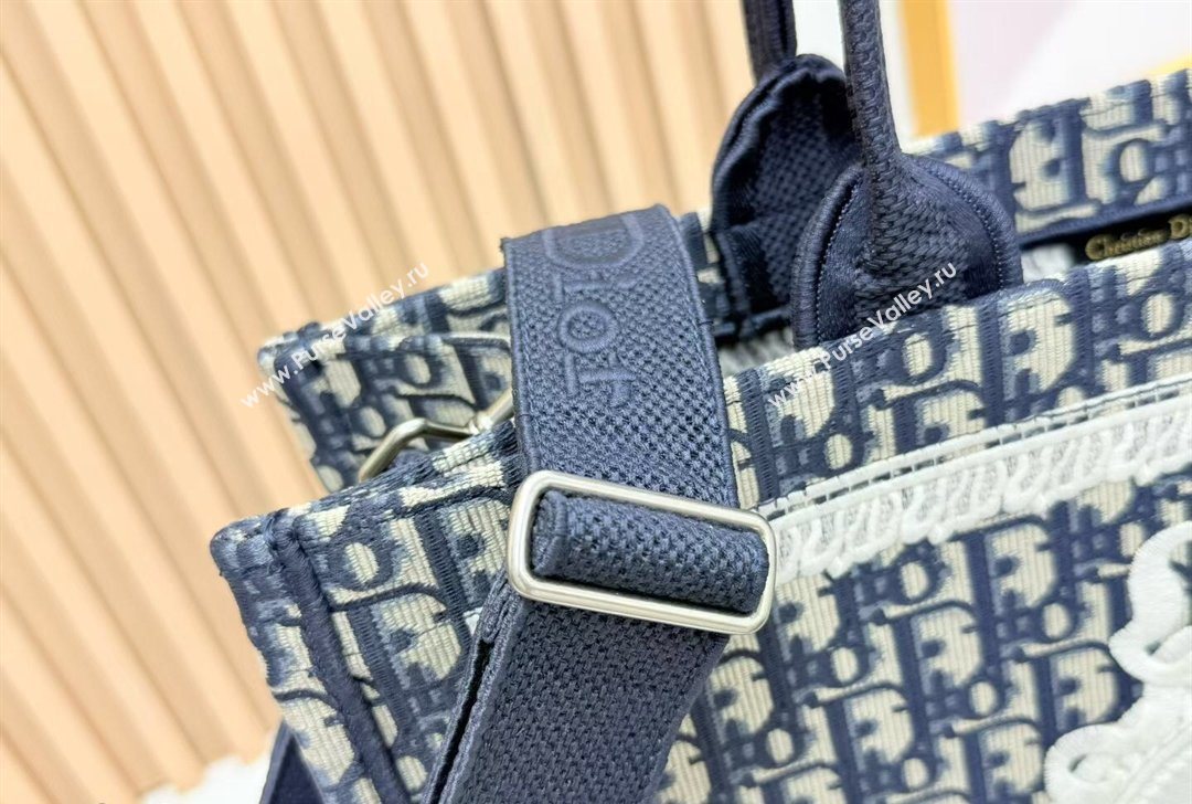 Dior Large Book Tote Bag in Blue Oblique Embroidery with White Lace and Dior Medaillon 2026 8835 (BF-260127064)