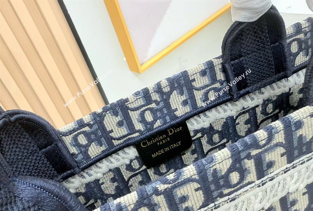 Dior Large Book Tote Bag in Blue Oblique Embroidery with White Lace and Dior Medaillon 2026 8835 (BF-260127064)