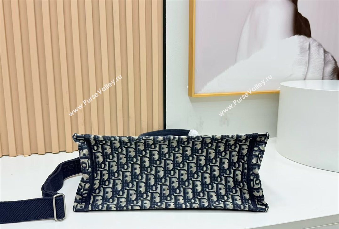 Dior Medium Book Tote Bag in Blue Oblique Embroidery with White Lace and Dior Medaillon 2026 8835 (BF-260127065)