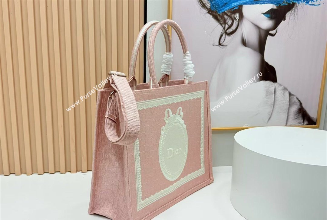 Dior Large Book Tote Bag in Pink Oblique Embroidery with White Lace and Dior Medaillon 2026 8835 (BF-260127067)