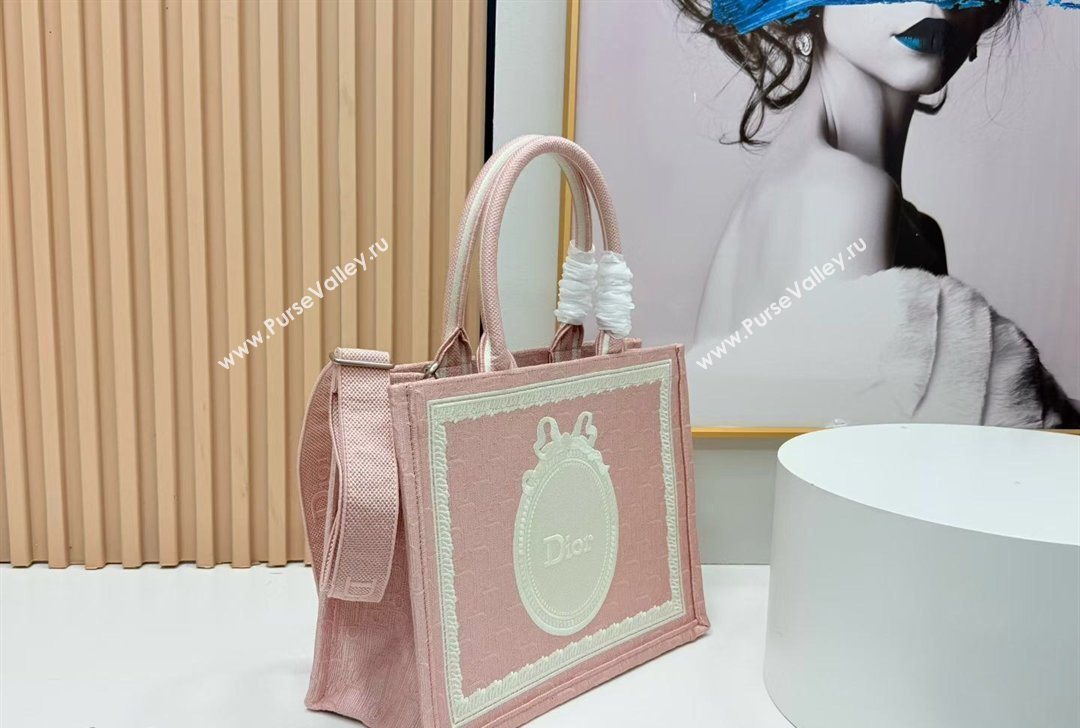 Dior Medium Book Tote Bag in Pink Oblique Embroidery with White Lace and Dior Medaillon 2026 8835 (BF-260127068)
