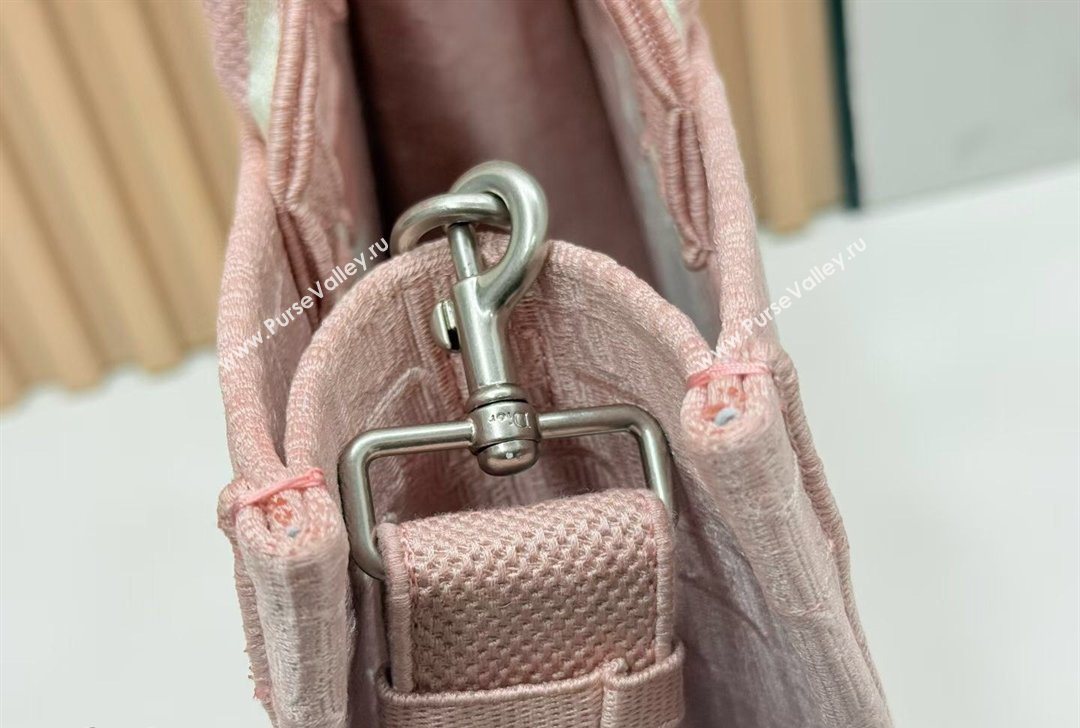 Dior Medium Book Tote Bag in Pink Oblique Embroidery with White Lace and Dior Medaillon 2026 8835 (BF-260127068)