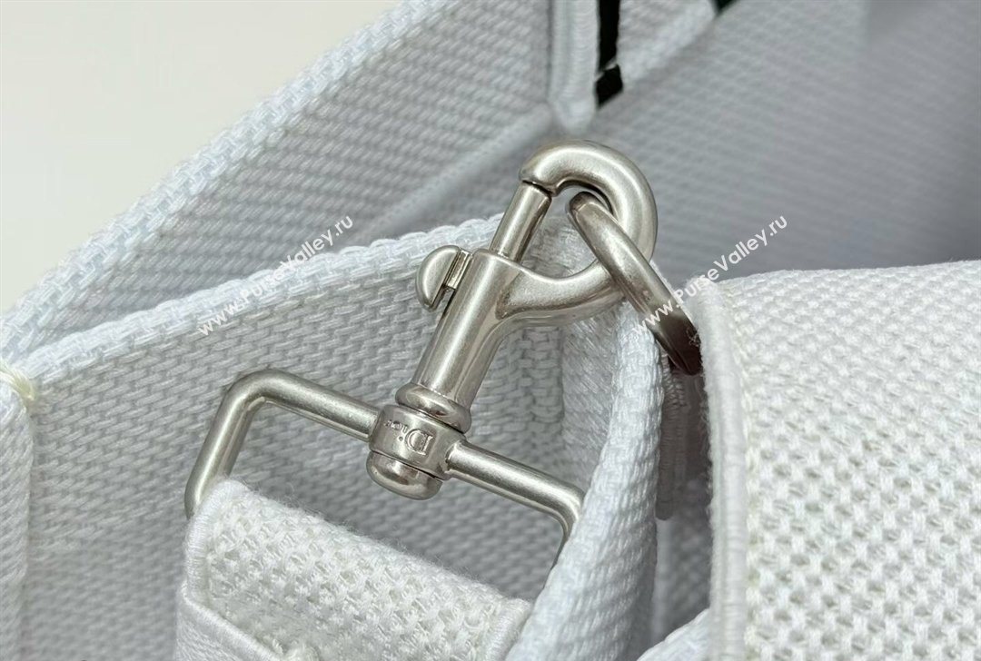 Dior Large Book Tote Bag in White Book Cover Embroidery 2026 8833 (BF-260127034)