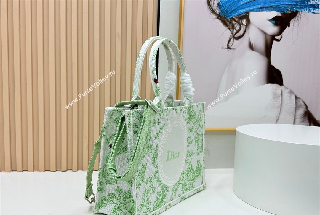 Dior Medium Book Tote Bag in Green Multicolor Toile de Jouy Clover Embroidery and White Dior Medaillon 2026 8834 (BF-260127024)