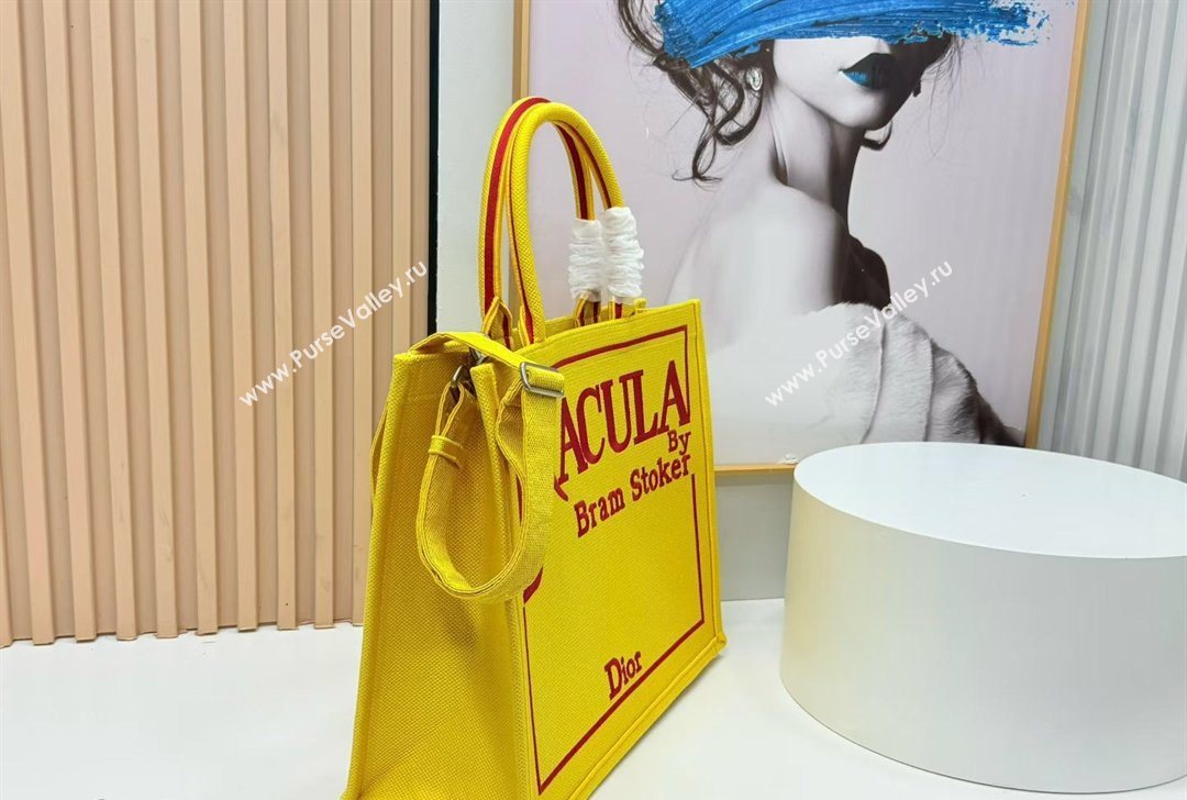 Dior Large Book Tote Bag in Yellow and Red Book Cover Embroidery 2026 8833 (BF-260127040)