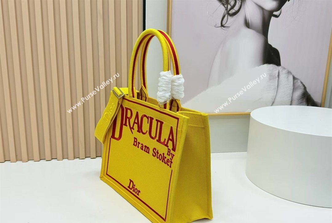Dior Medium Book Tote Bag in Yellow and Red Book Cover Embroidery 2026 8833 (BF-260127041)