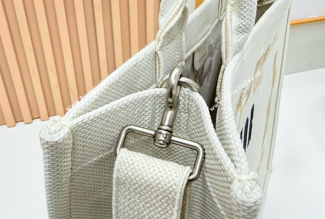 Dior Large Book Tote Bag in Yellow and Red Book Cover Embroidery 2026 8834 (BF-260127043)