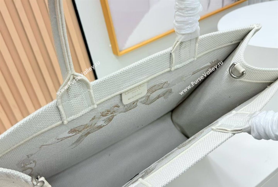 Dior Large Book Tote Bag in Yellow and Red Book Cover Embroidery 2026 8834 (BF-260127043)