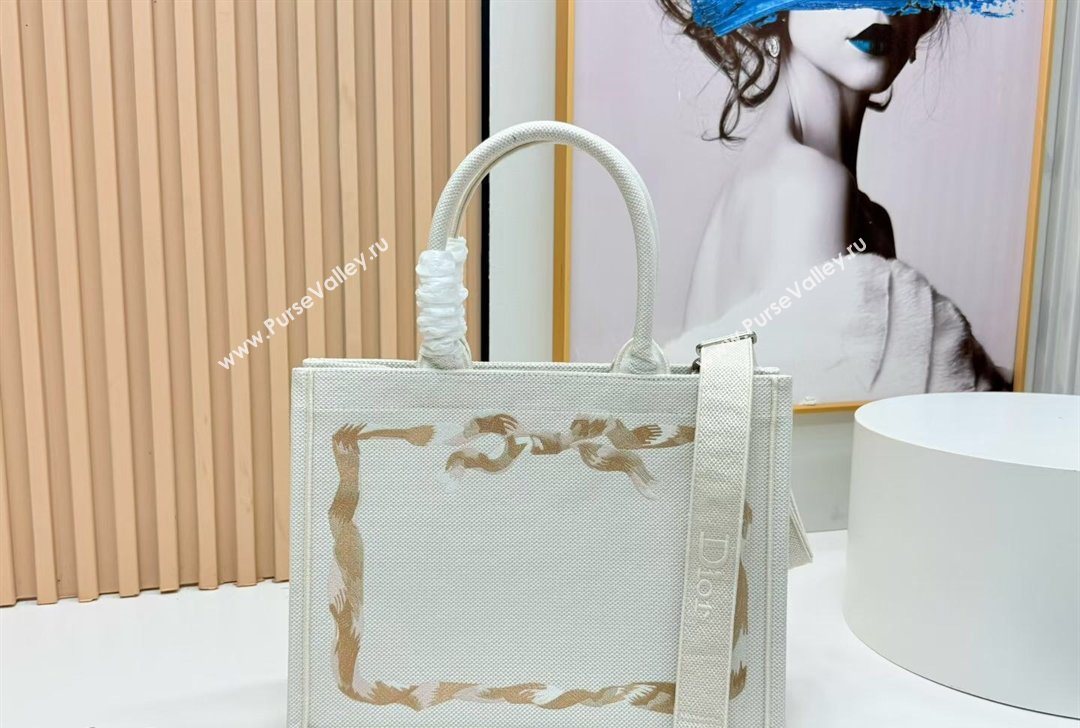 Dior Medium Book Tote Bag in Yellow and Red Book Cover Embroidery 2026 8834 (BF-260127044)