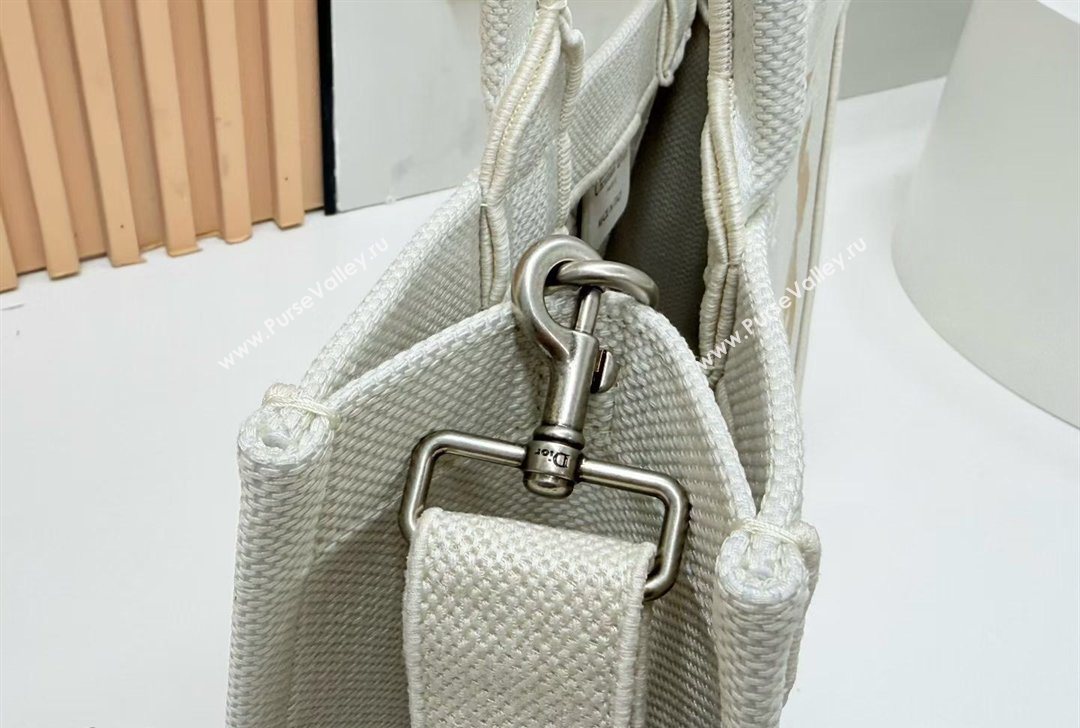 Dior Medium Book Tote Bag in Yellow and Red Book Cover Embroidery 2026 8834 (BF-260127044)