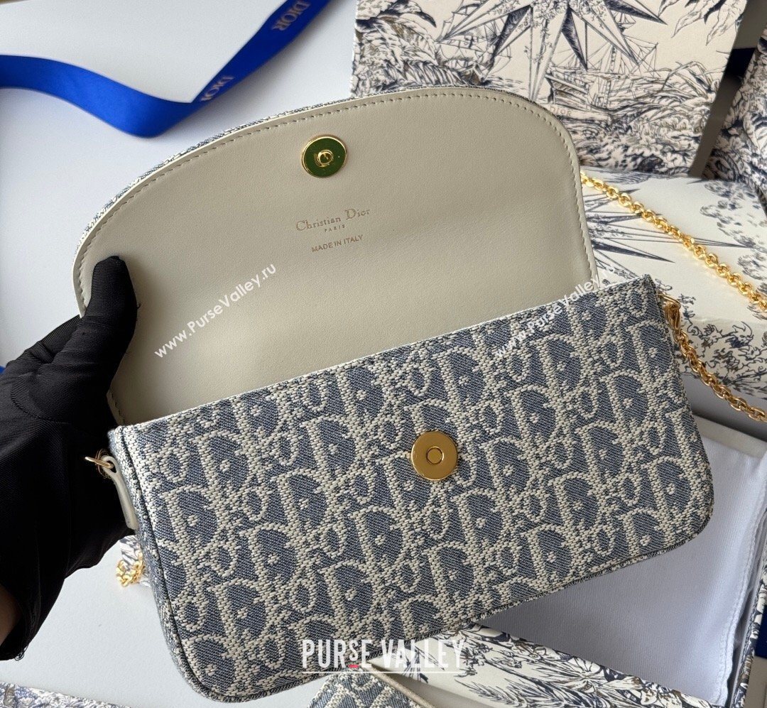 Dior 30 Montaigne Pouch with Chain Mini Bag in Blue Oblique Chambray Embroidery 2026 S4306 (XXG-260127018)