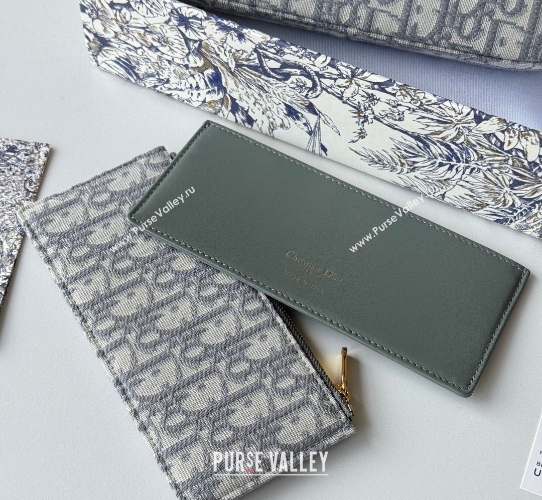 Dior 30 Montaigne Pouch with Chain Mini Bag in Oblique Jacquard Grey 2026 S4306 (XXG-260127019)