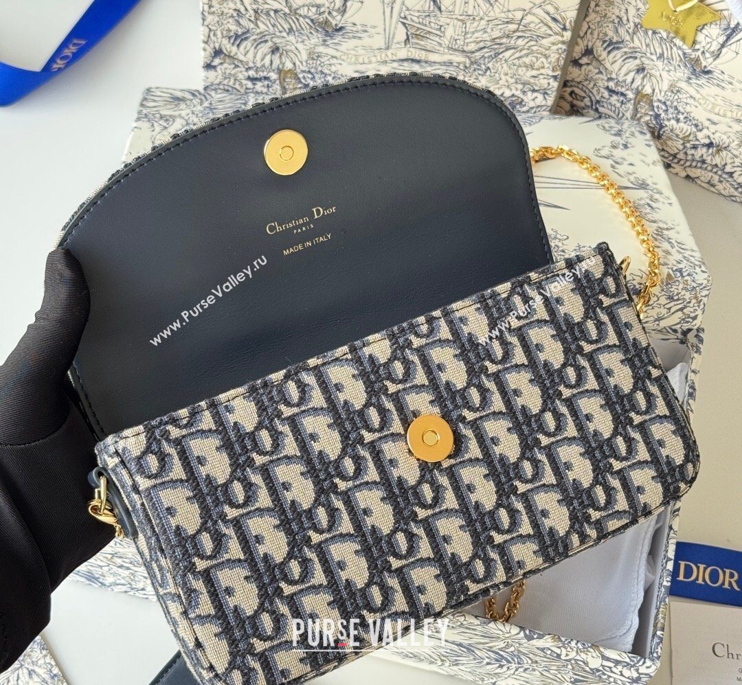Dior 30 Montaigne Pouch with Chain Mini Bag in Oblique Jacquard Blue 2026 S4306 (XXG-260127020)