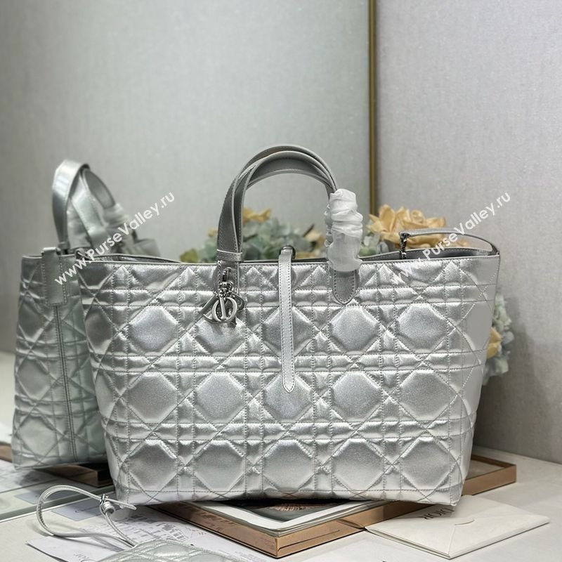 Dior Large Toujours Tote bag in Macrocannage Calfskin Leather Silver-Tone 2026 (XXG-260126096)
