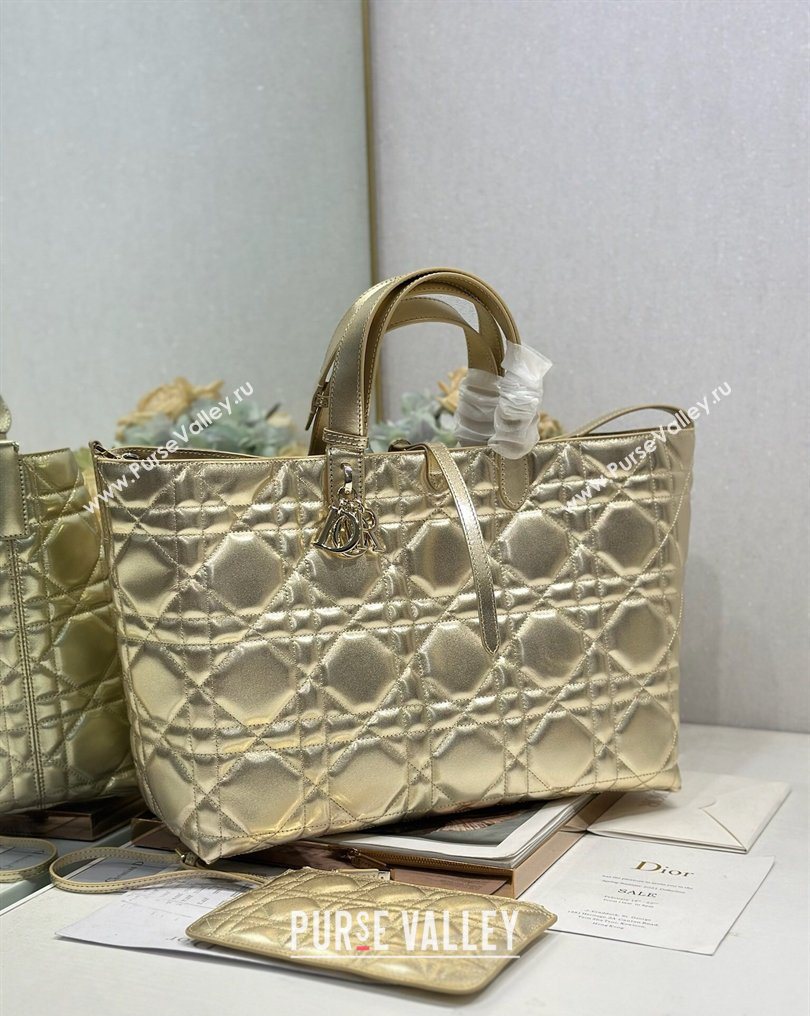 Dior Large Toujours Tote bag in Macrocannage Calfskin Leather Gold-Tone 2026 (XXG-260126097)