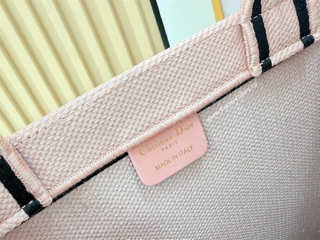 Dior Large Book Tote Bag in Light Pink Book Cover Embroidery 2026 8833 (BF-260127031)