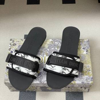 Dior Dio(r)evolution Flat Slides Sandal in Technical Fabric with Strap Print/White/Black 2026 (MD-260302098)