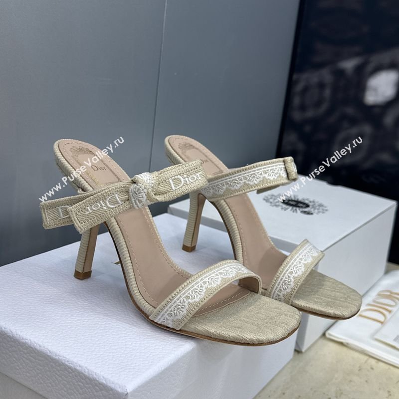 Dior Dentelle Bow Heeled Slides Sandal 9.5cm in Oblique Embroidered Cotton and White Lace Beige 2026 (JC-260302081)