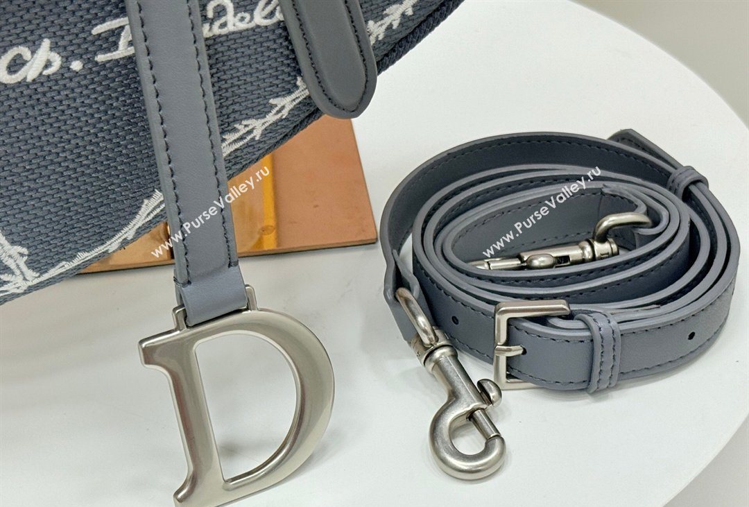 Dior Medium Saddle Bag with Strap in Blue and White Book Cover Embroidery 2026 D9930 (XXG-260408109)