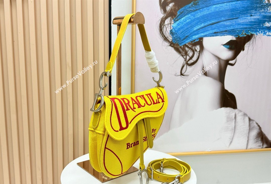 Dior Medium Saddle Bag with Strap in Yellow and Red Book Cover Embroidery 2026 D9930 (XXG-260408111)
