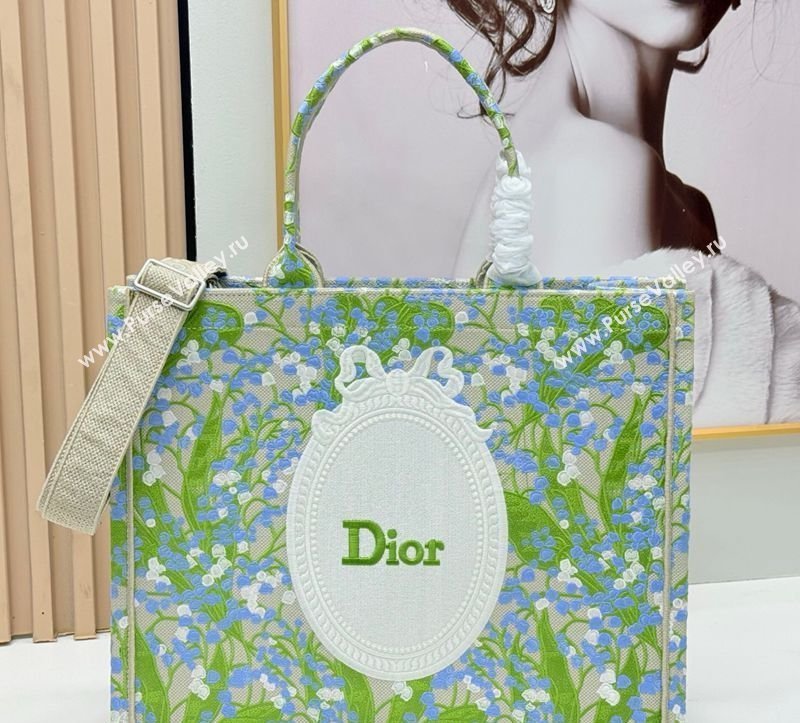 Dior Mens Large Book Tote Bag in Multicolor Blue of the Valley Embroidery with Dior Medaillon 2026 8833 (BF-260408119)