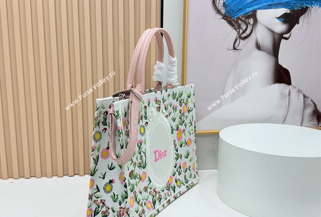 Dior Large Book Tote Bag in White Multicolor Daisy Garden Embroidery with Dior Medaillon 2026 8833 (BF-260408122)