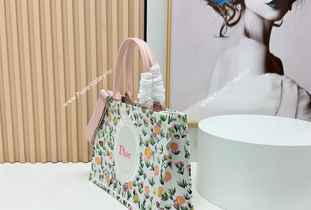 Dior Medium Book Tote Bag in White Multicolor Daisy Garden Embroidery with Dior Medaillon 2026 8834 (BF-260408123)