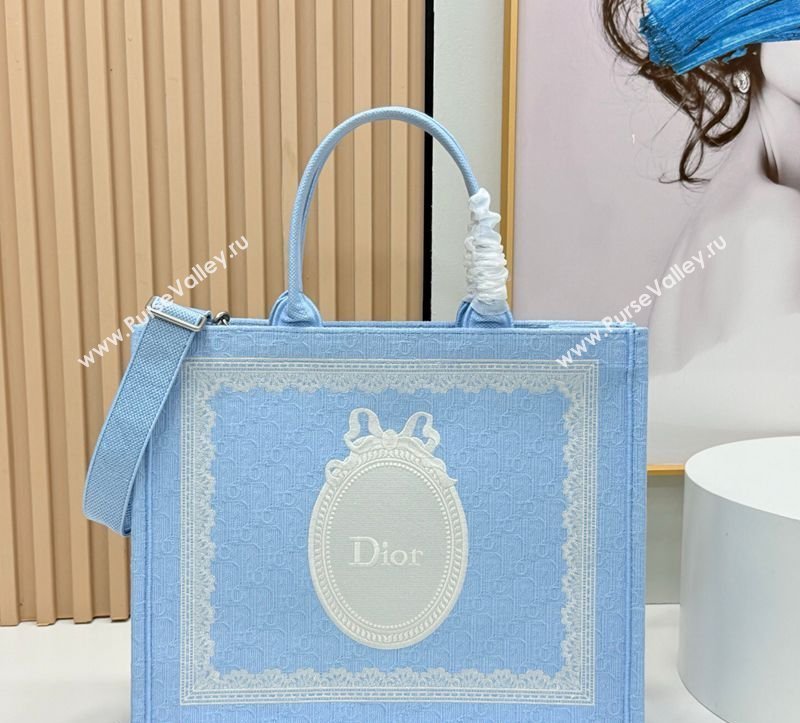 Dior Mens Large Book Tote Bag in Celeste Blue Dior Oblique Embroidery with White Lace and Dior Medaillon 2026 8833 (BF-260408125