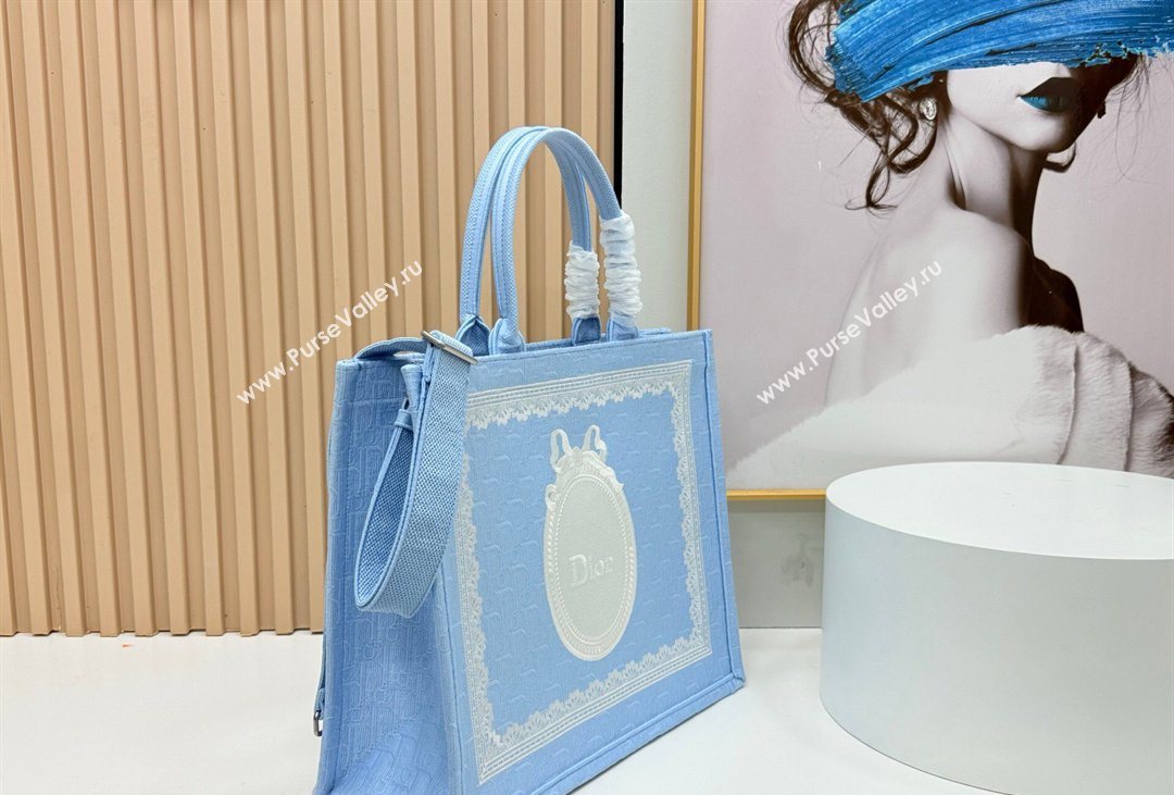 Dior Mens Large Book Tote Bag in Celeste Blue Dior Oblique Embroidery with White Lace and Dior Medaillon 2026 8833 (BF-260408125