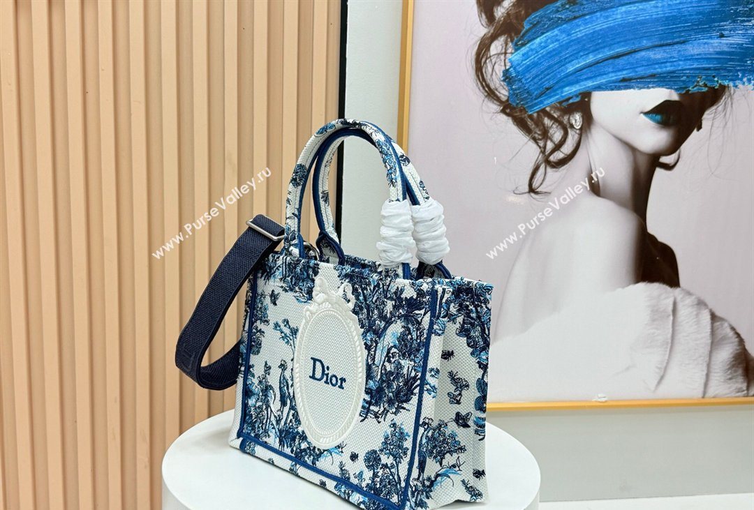 Dior Mens Small Book Tote Bag in Blue Toile de Jouy Floral Garden Embroidery and White Dior Medaillon 2026 8835 (BF-260408130)