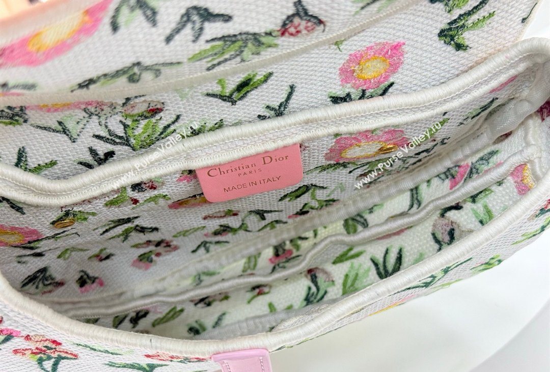 Dior Medium Saddle Bag with Strap in Multicolor White Daisy Garden Embroider 2026 D9930 (XXG-260408112)