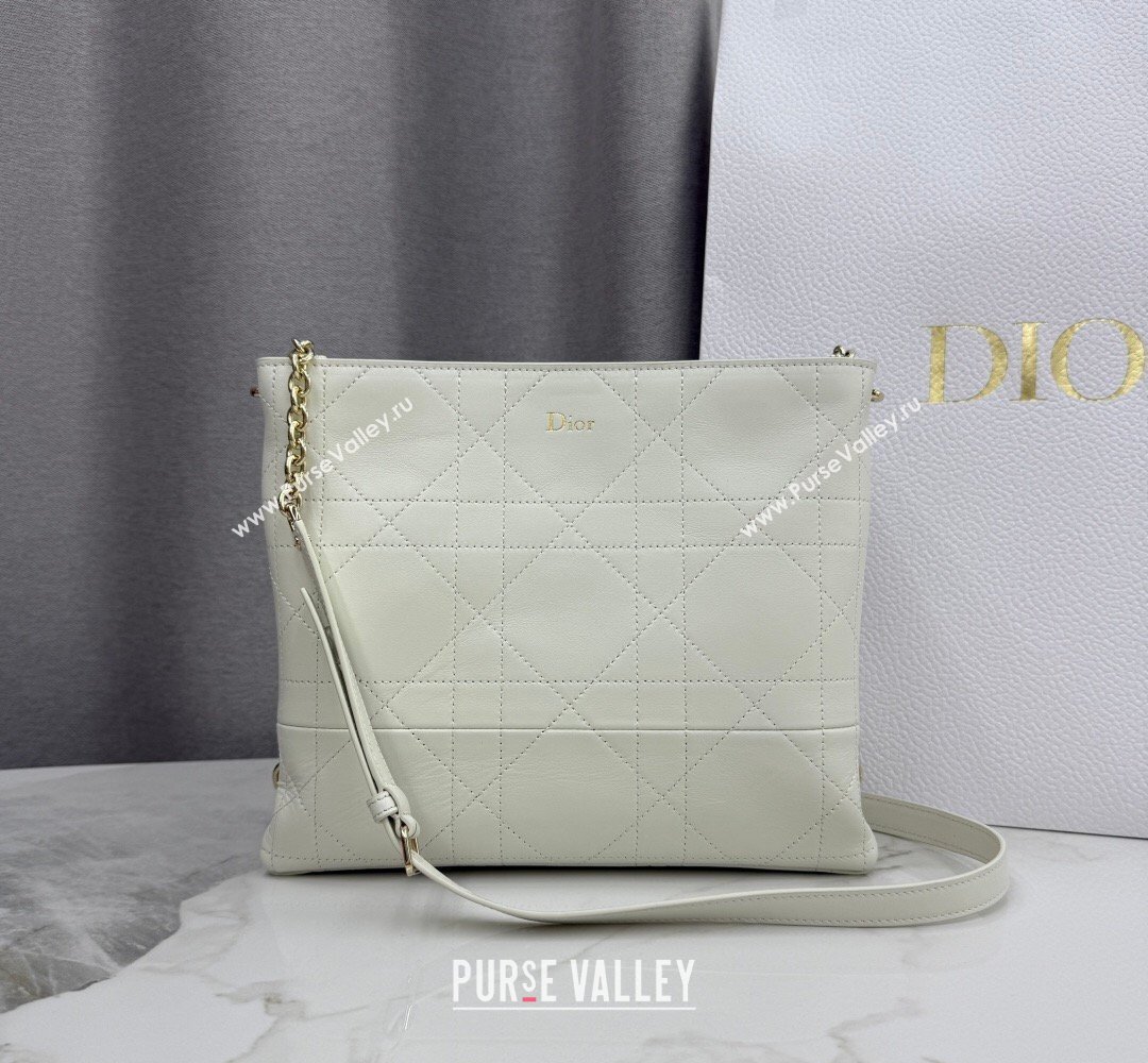Dior Trianon Bucket Bag with Chain in Flat Macrocannage Lambskin Leather White 2026 M0179 (BF-260409003)