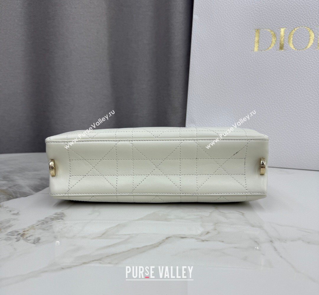 Dior Trianon Bucket Bag with Chain in Flat Macrocannage Lambskin Leather White 2026 M0179 (BF-260409003)