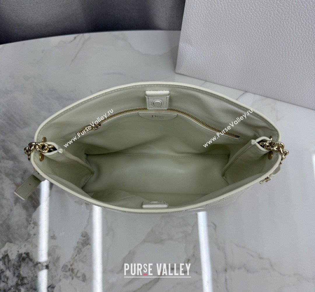 Dior Trianon Bucket Bag with Chain in Flat Macrocannage Lambskin Leather White 2026 M0179 (BF-260409003)