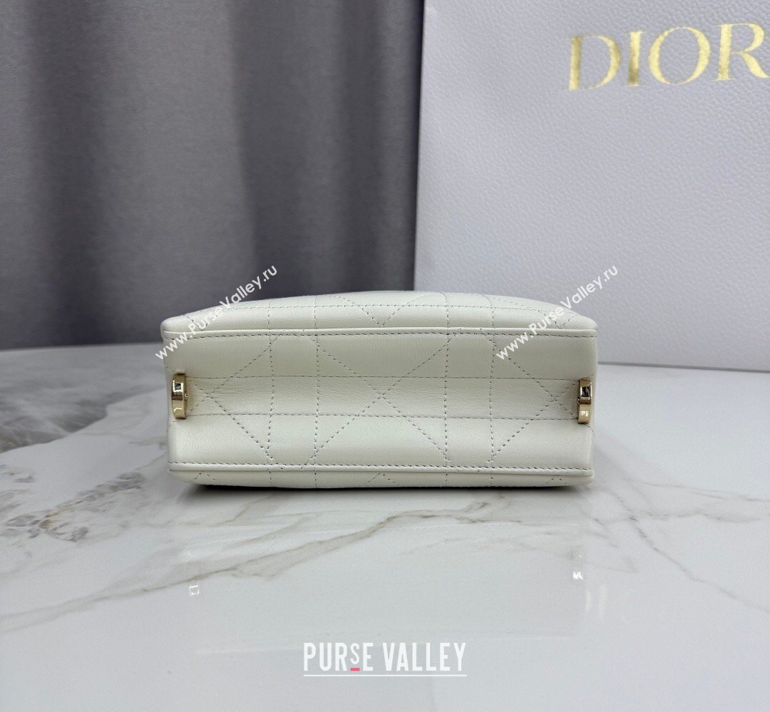 Dior Small Trianon Bucket Bag with Chain in Flat Macrocannage Lambskin Leather White 2026 M0178 (BF-260409006)