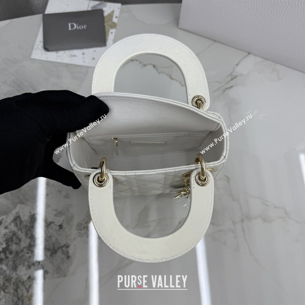 Dior Classic Mini Lady Dior Bag in Cannage Lambskin Iridescent White 2026 M0505 0409 (BF-260409045)