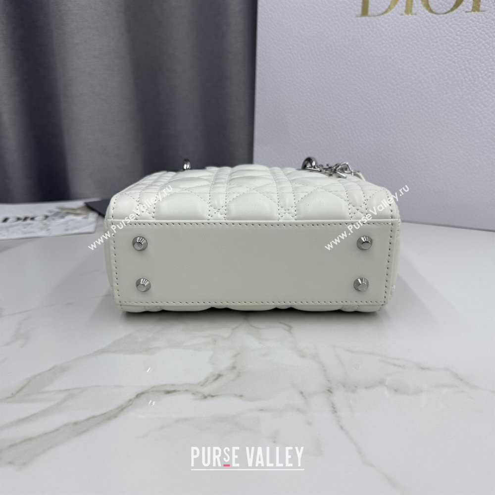 Dior Classic Mini Lady Dior Bag in Cannage Lambskin White/Silver 2026 M0505 0409 (BF-260409055)