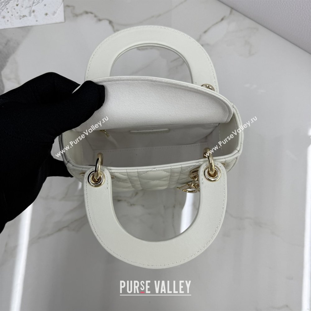 Dior Classic Mini Lady Dior Bag in Cannage Lambskin White/Gold 2026 M0505 0409 (BF-260409056)