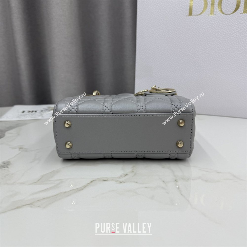 Dior Classic Mini Lady Dior Bag in Cannage Lambskin Pearly Grey 2026 M0505 0409 (BF-260409021)