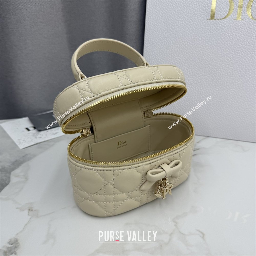 Dior Mini Vanity Bag in Cannage Lambskin Beige 2026 S2603 (BF-260409072)