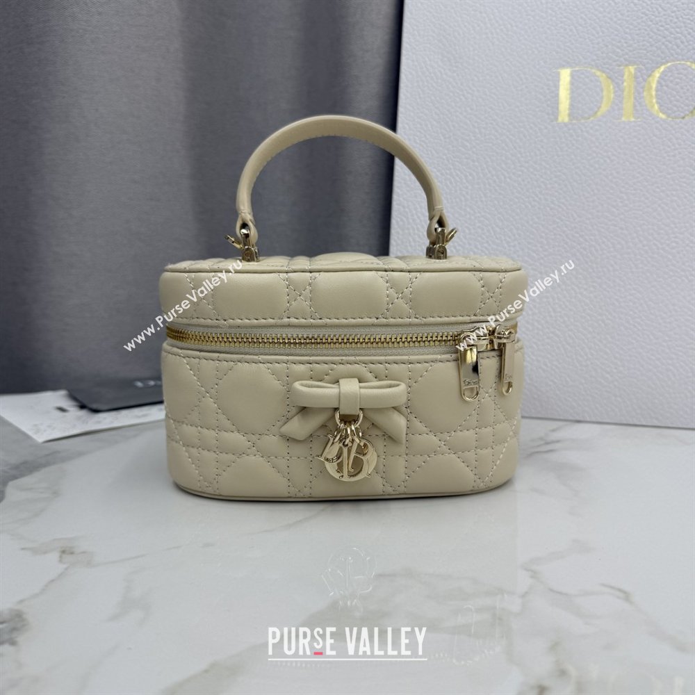 Dior Mini Vanity Bag in Cannage Lambskin Beige 2026 S2603 (BF-260409072)