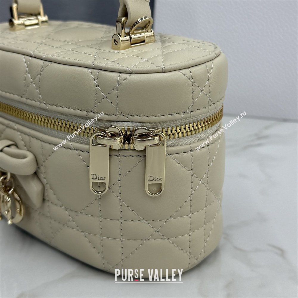 Dior Mini Vanity Bag in Cannage Lambskin Beige 2026 S2603 (BF-260409072)