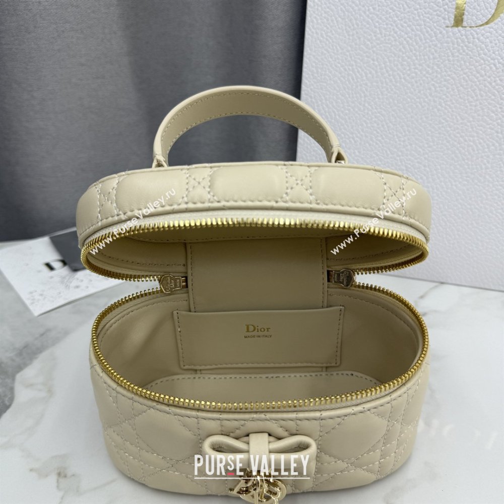 Dior Mini Vanity Bag in Cannage Lambskin Beige 2026 S2603 (BF-260409072)